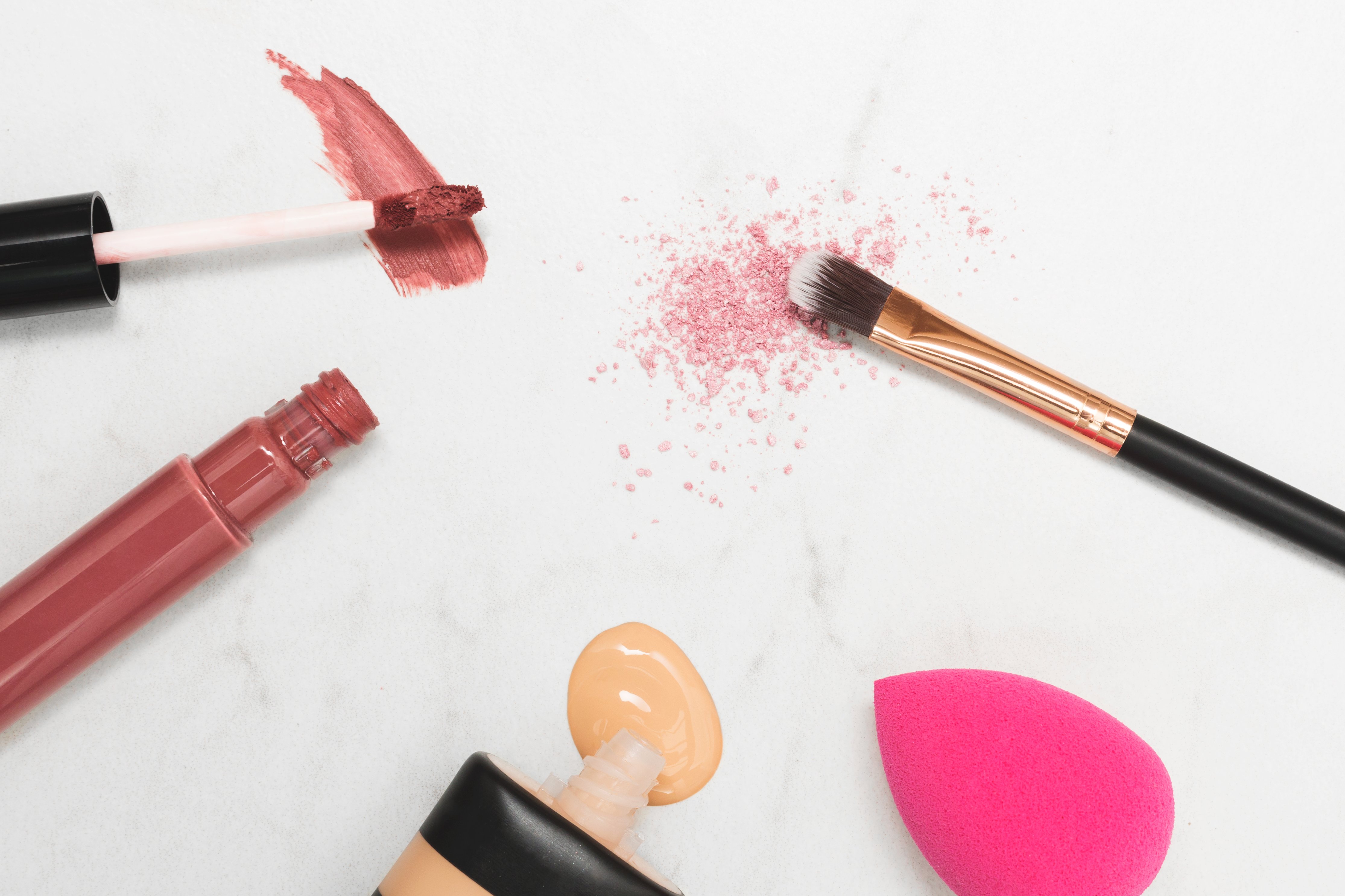 Nouveau : cours d’auto-maquillage à plusieurs