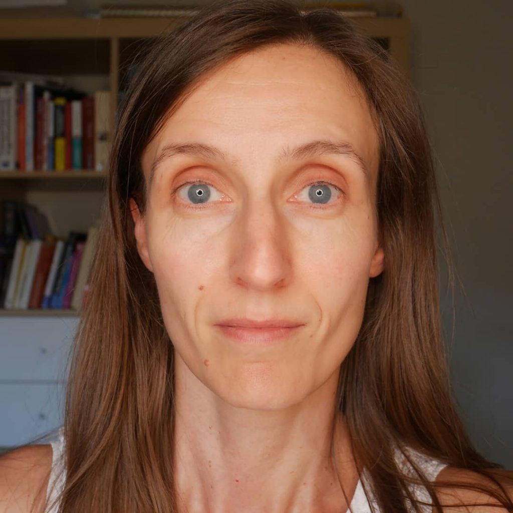 sans maquillage