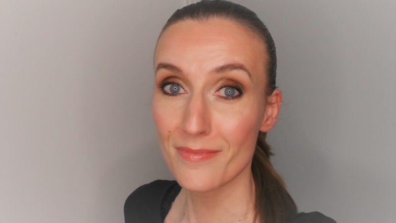 Photo maquillage de soirée doré